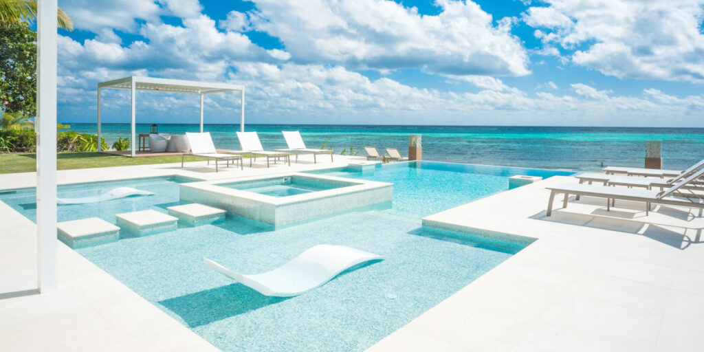 Luxury-Cayman-Villas-1